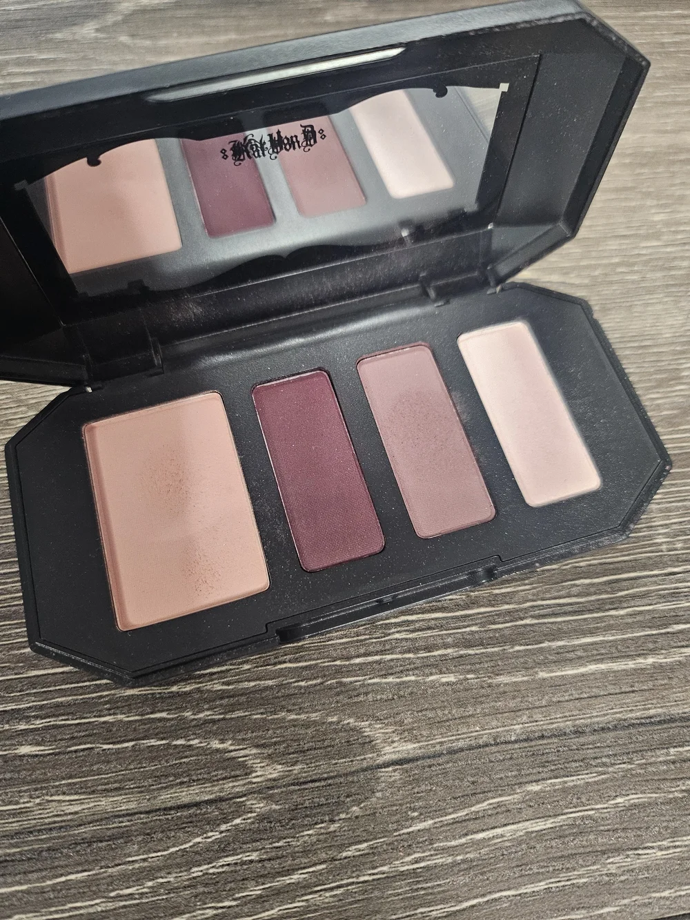 Kat Von D Plum & Neutral Eyeshadow Palette
